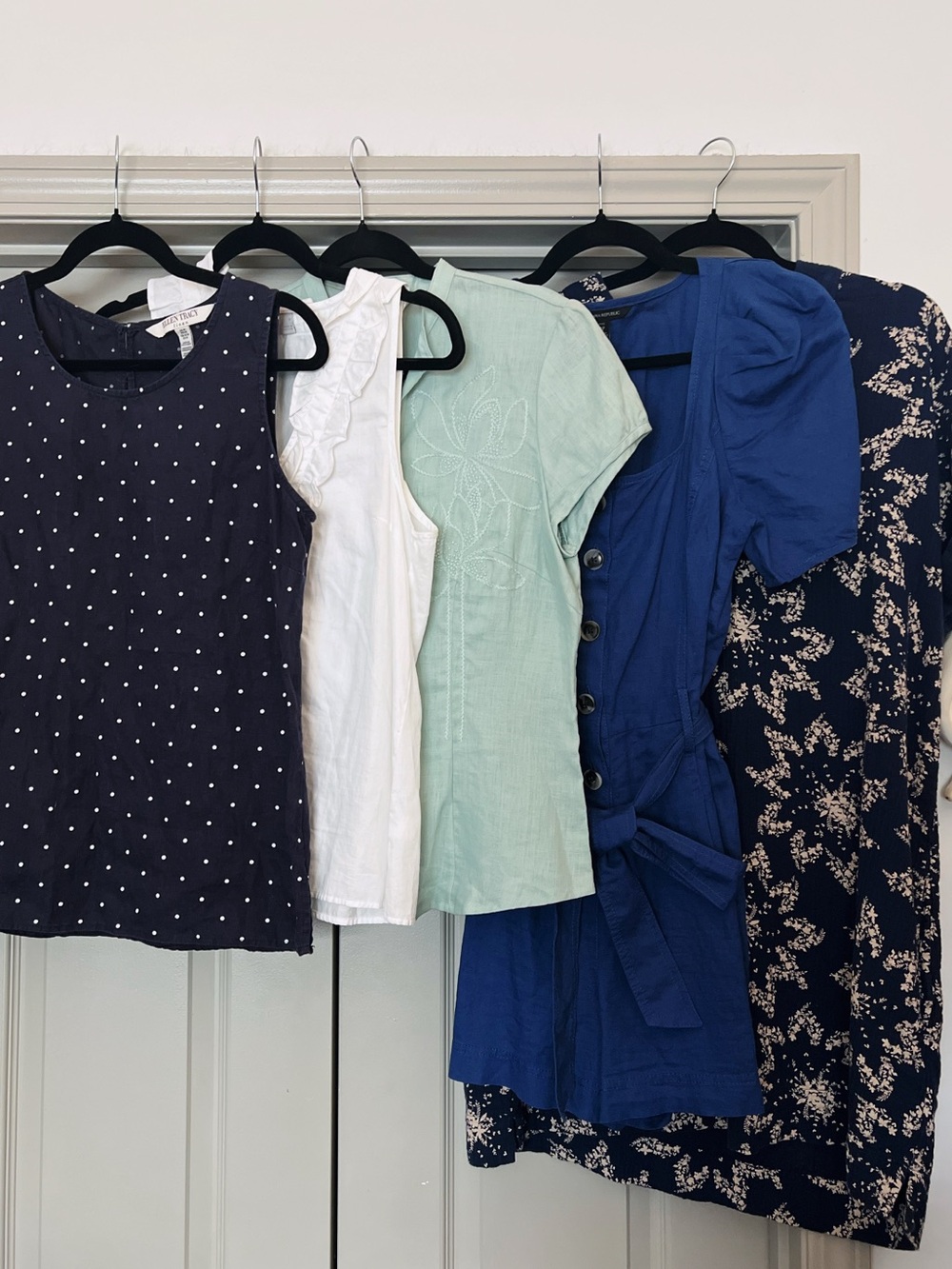 Natural Fibers Medium Bundle | Cotton & Linen Capsule Wardrobe | 5 pc. Coastal